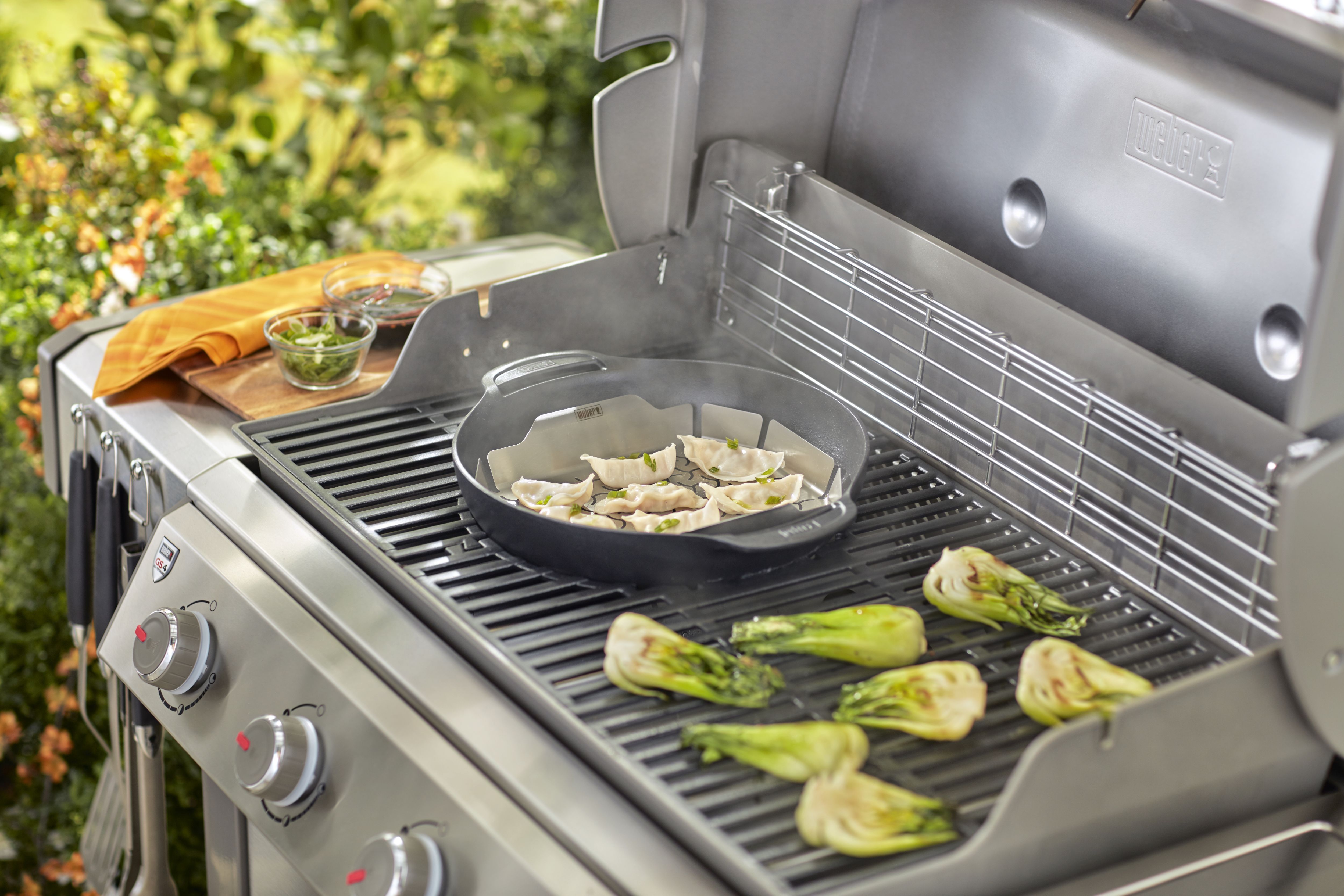 Weber GBS Cast iron & stainless steel Wok