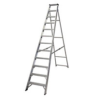 Werner 12 tread Aluminium Step Ladder (H)3.73m