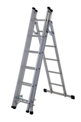 Werner 18 tread Combination Ladder | DIY at B&Q