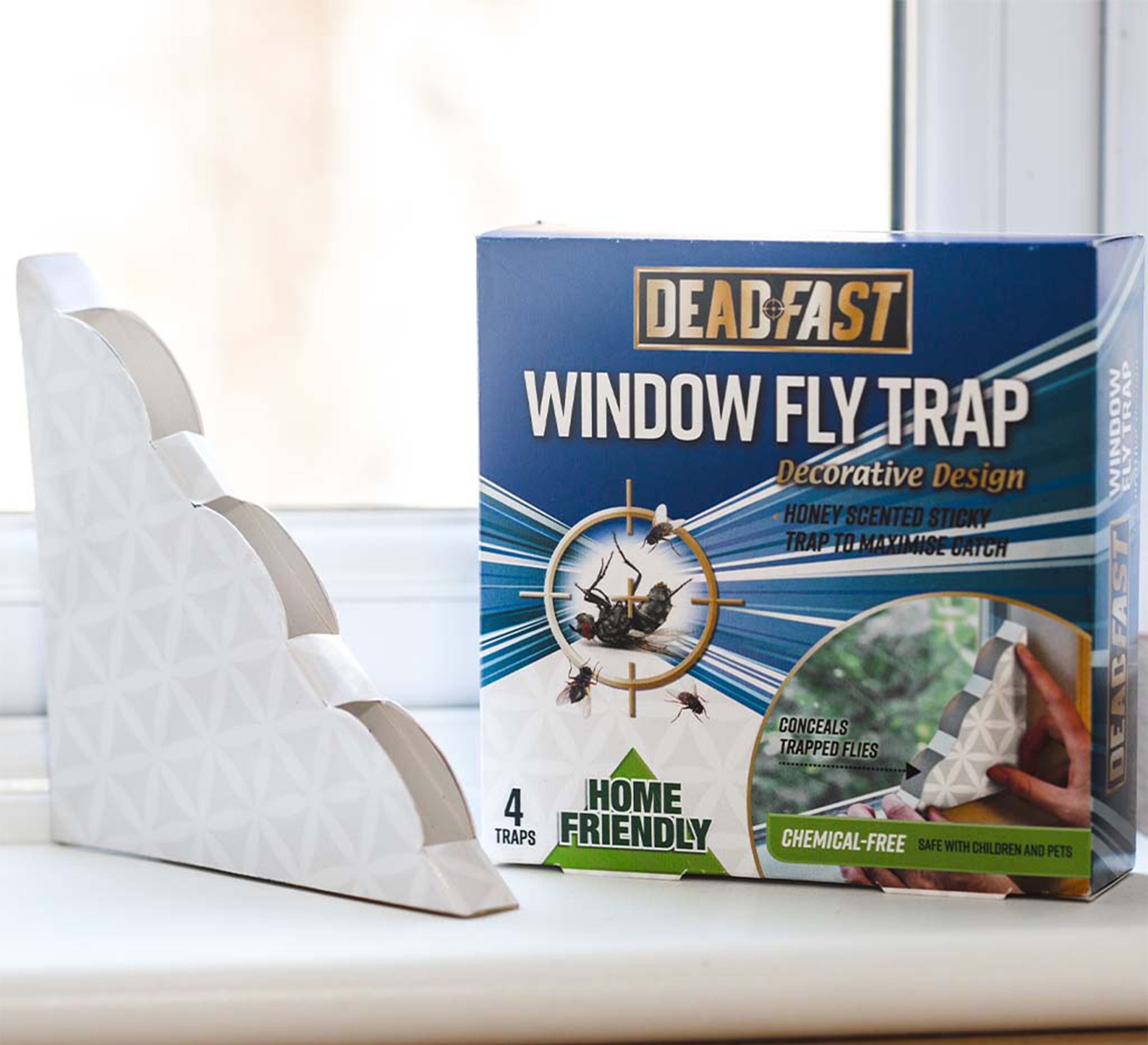 https://media.diy.com/is/image/Kingfisher/westland-window-fly-fruit-fly-trap-pack-of-4~5023377013850_02i_bq?$MOB_PREV$&$width=618&$height=618