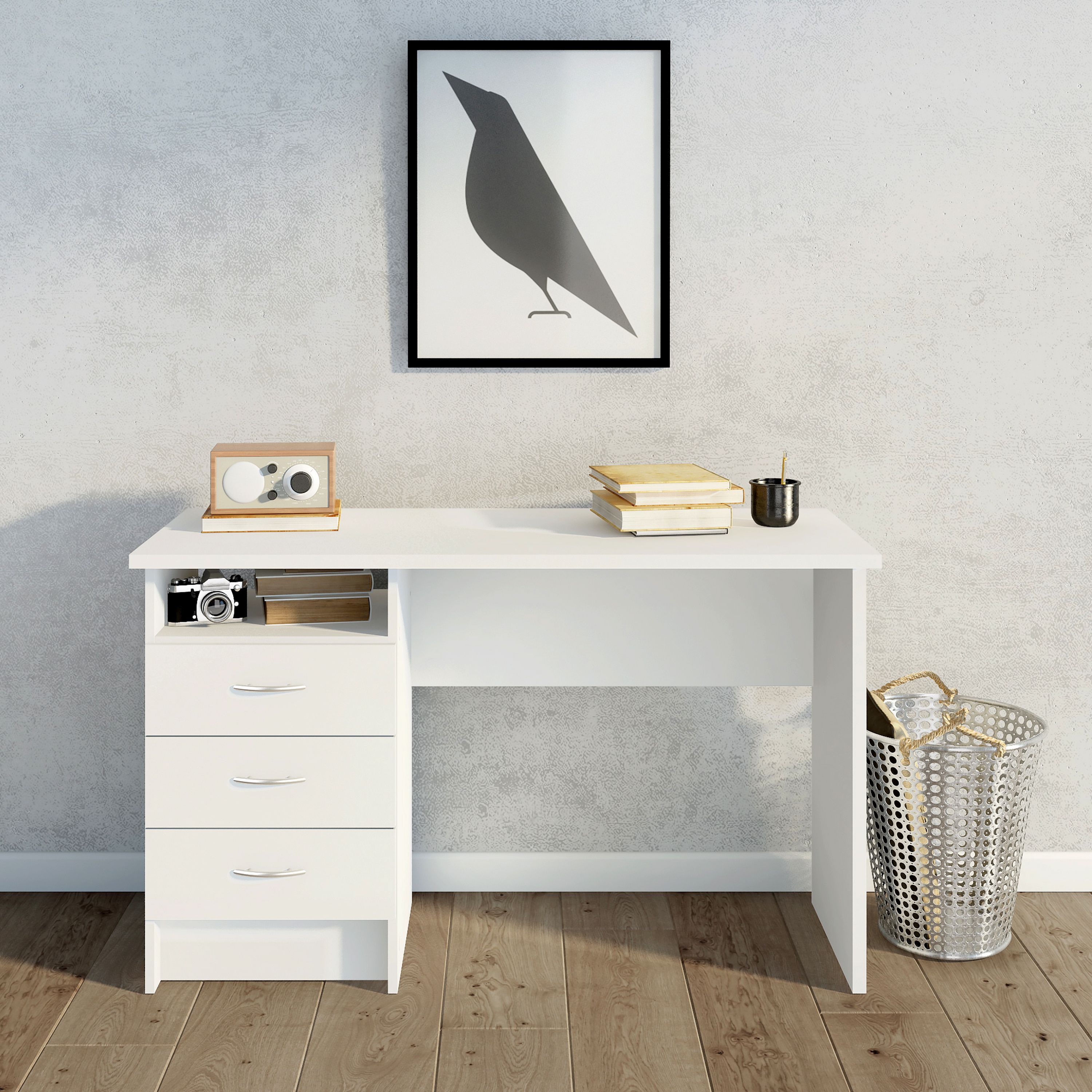 White 3 drawer Desk (H)726mm (W)1201mm (D)481mm