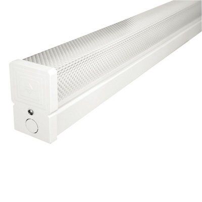 White Fluorescent Twin batten (L)1.84m