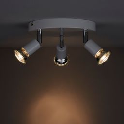 White Mains-powered 3 lamp Spotlight