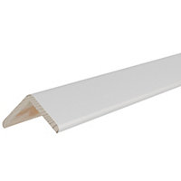 White Pine Angled edge Moulding (L)2.4m (W)20mm (T)20mm