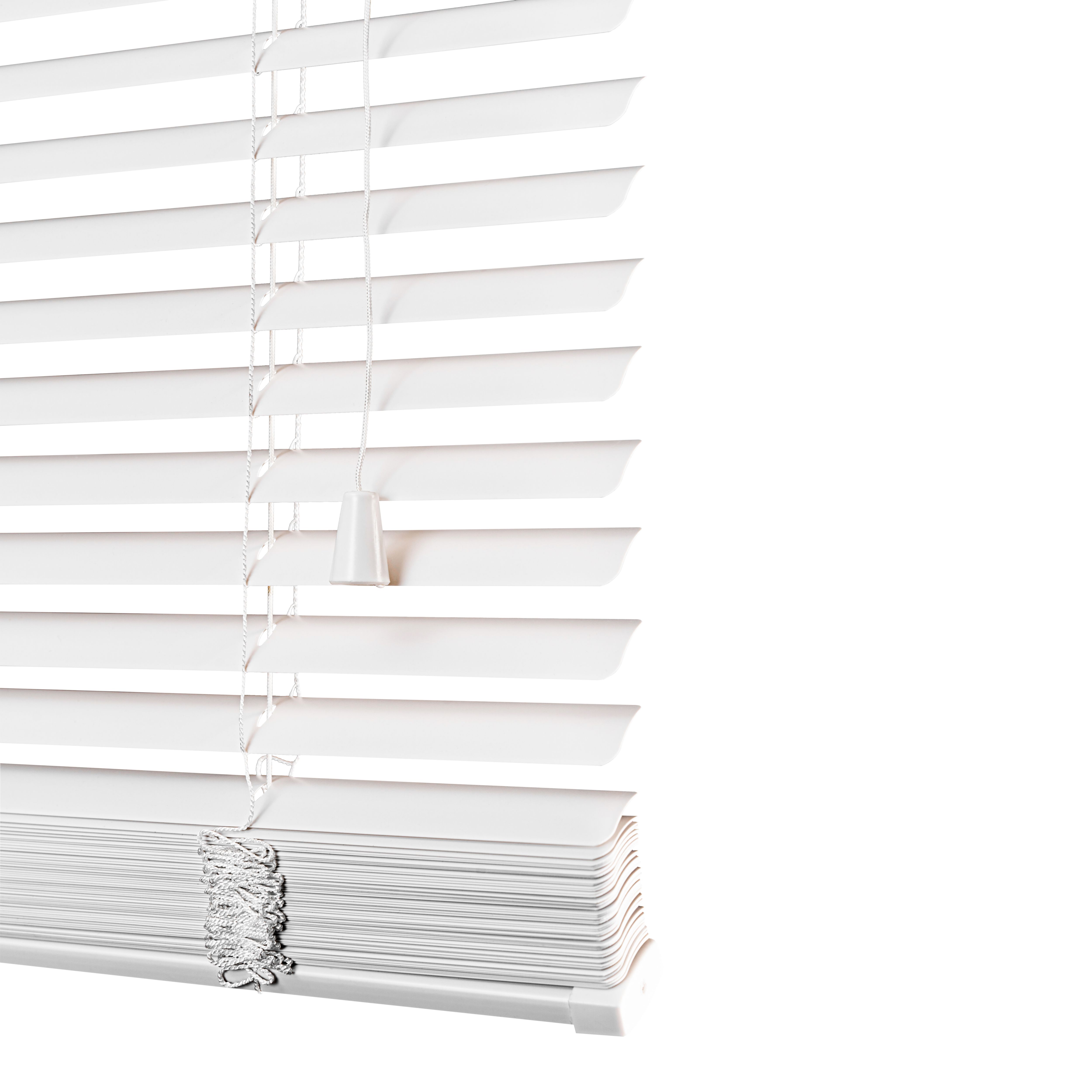 White PVC Venetian Blind (W)180cm (L)180cm