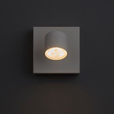 White Spotlight