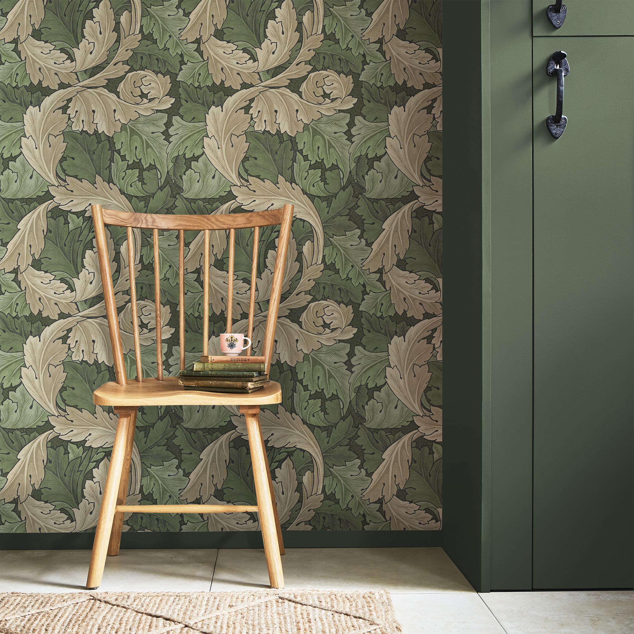 William Morris Gallery Collection Green Acanthus Smooth Wallpaper