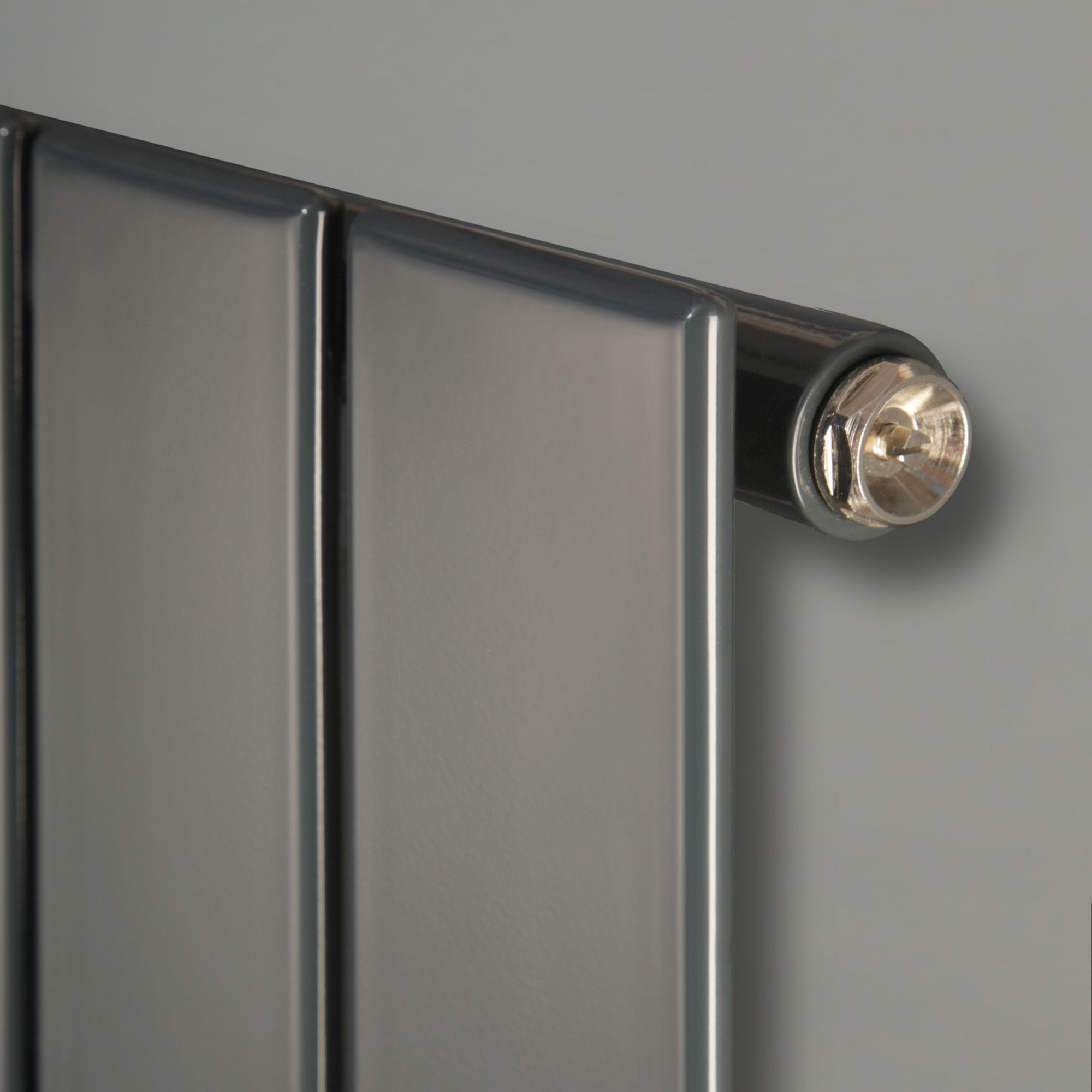 Ximax Vertirad HW150045A Anthracite Horizontal or vertical Designer 2088BTU Radiator, (W)445mm x (H)1500mm