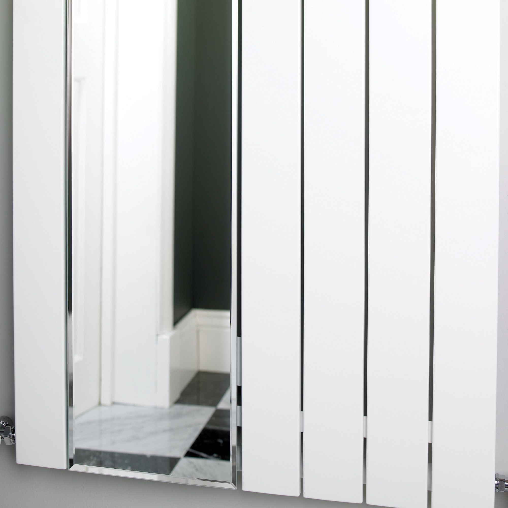 Ximax Vertirad Mirror HWM180060W White Horizontal or vertical Designer 2097BTU Radiator, (W)595mm x (H)1800mm