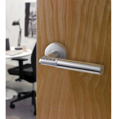 Yale Chrome effect Door lock