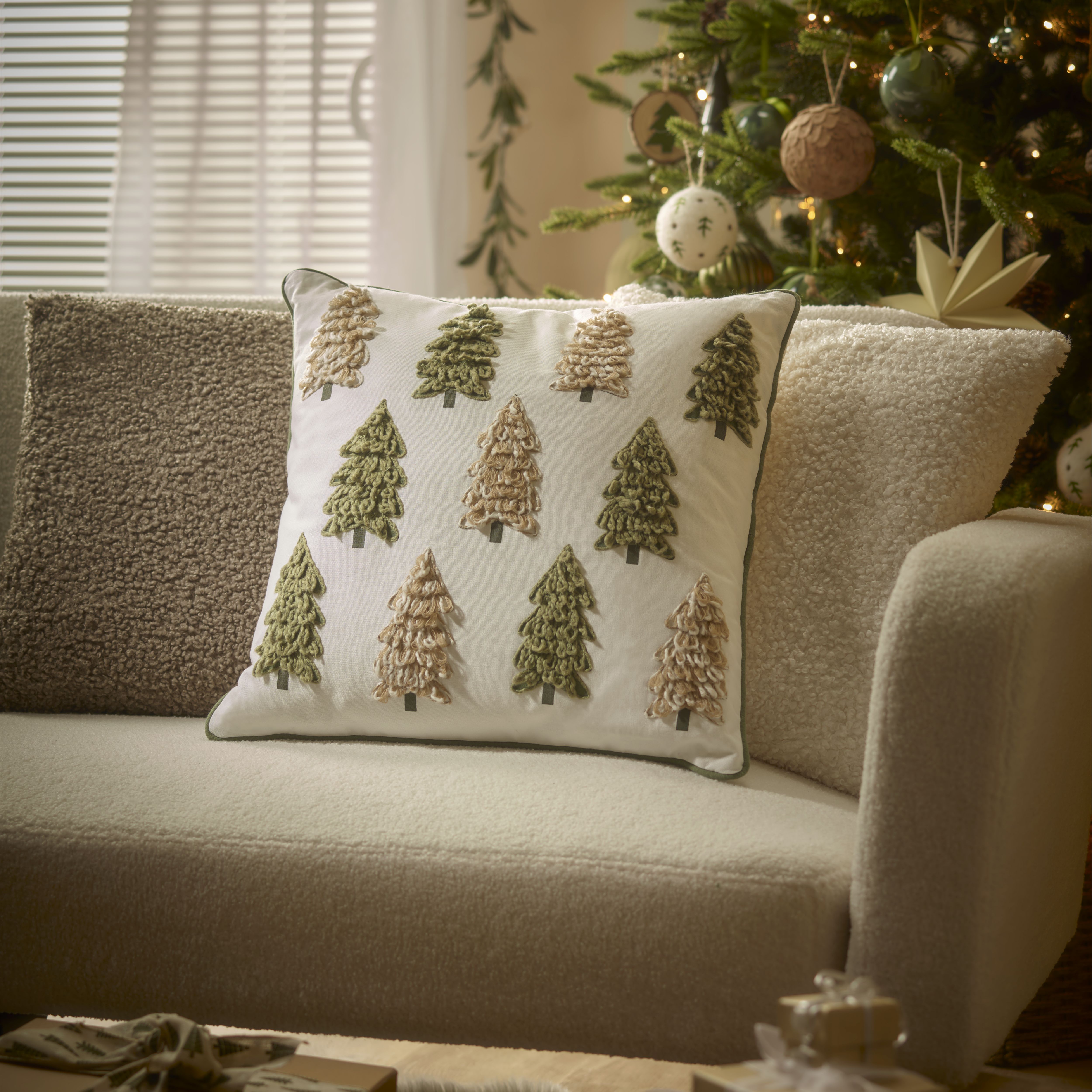 Yard Cabu Ecru Boucle Bouclette effect Indoor Cushion, (L)45cm x (W)45cm