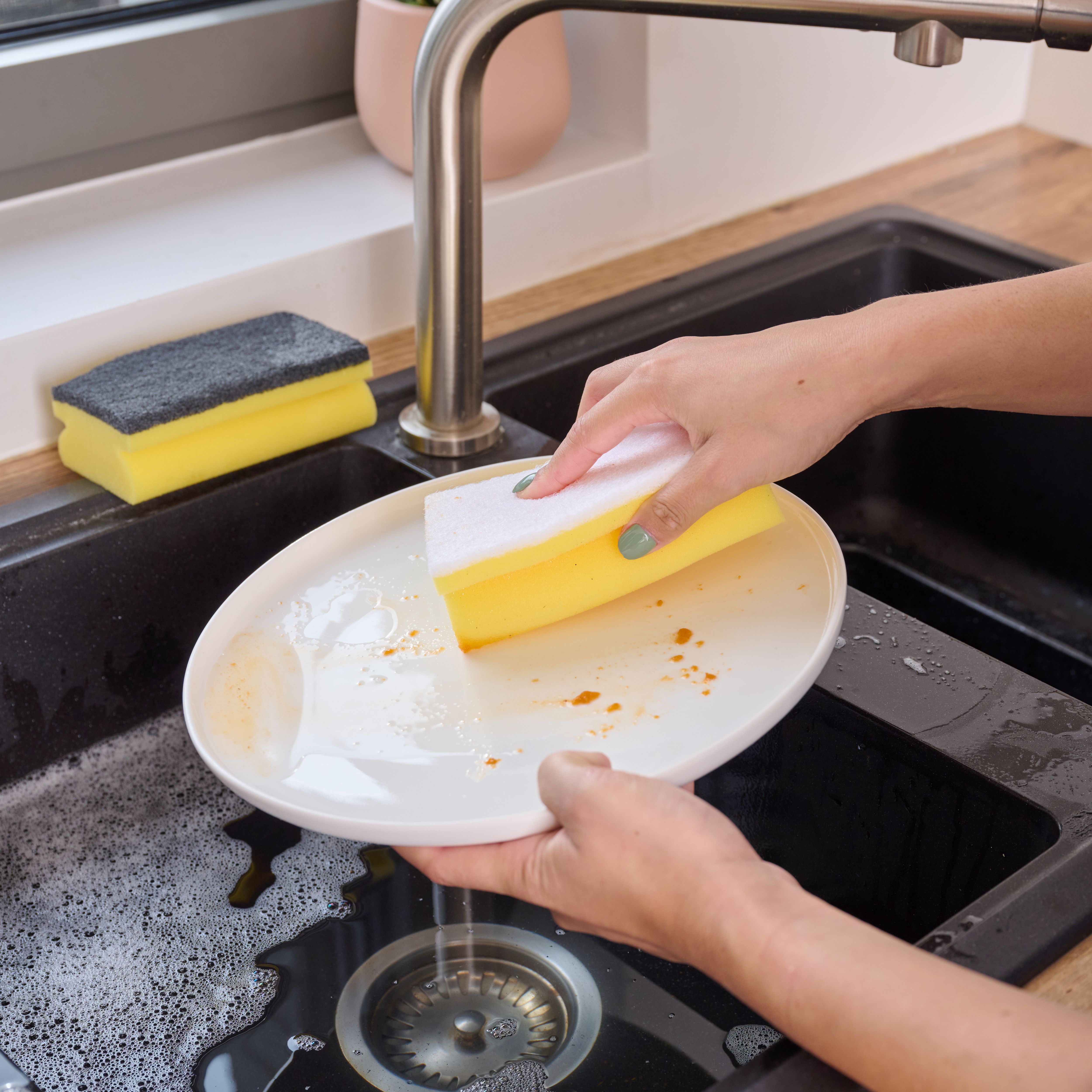 Yellow Synthetic sponge scourer - 5