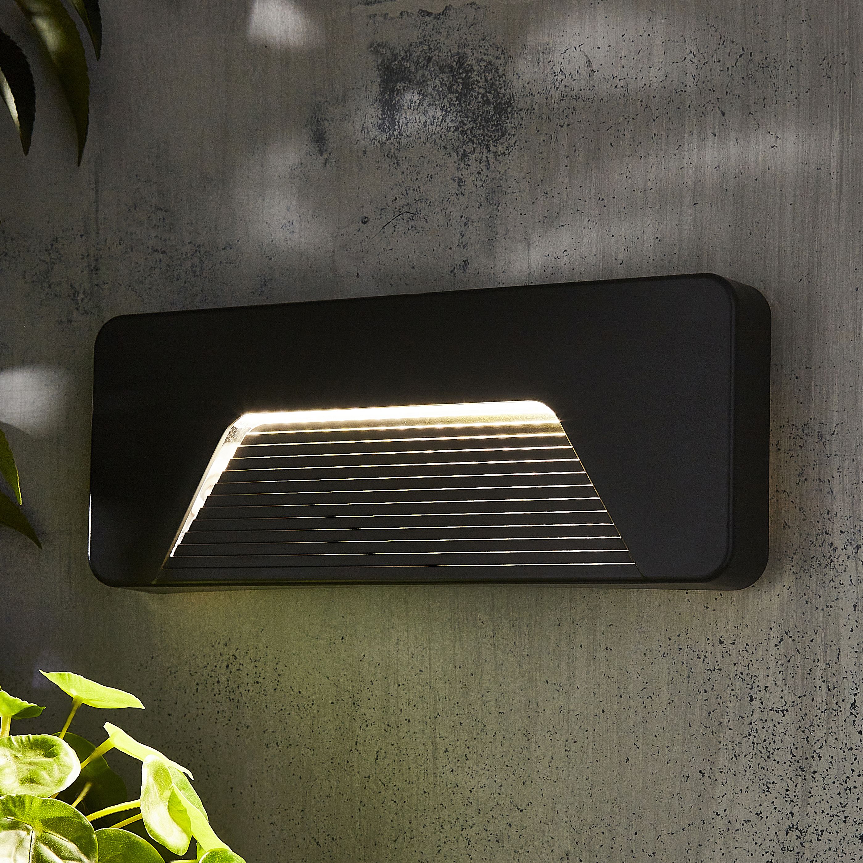 Zinc Soryx Fixed Matt Anthracite Charcoal effect Mains-powered Integrated LED Outdoor brick ON/OFF Wall light 280lm (Dia)21cm