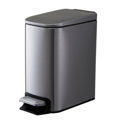 Thehotsale 6L Matte Silver Trash Bin With Soft-Close Foot Pedal15Cm W X 28Cm D X 30Cm H from B&Q