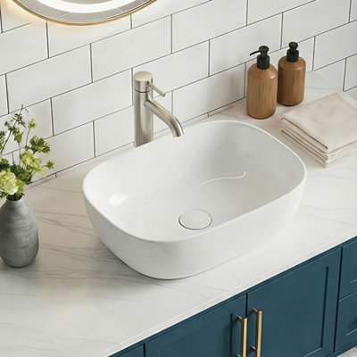 B&Q -  White Ceramic Countertop Basin With Abs Drainage Central Drain Set