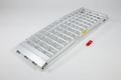 The Ramp People Silver 2.3M Extra Wide Motorcycle Loading Ramp (2380Mm X 440Mm X 680Kg Capacity) - Image 3