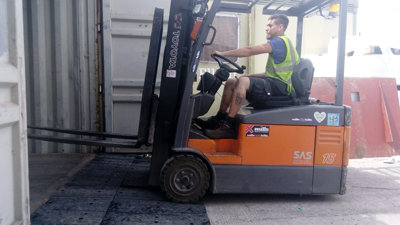 The Ramp People Container Ramp 20CmHeavy Duty Modular Rubber Forklift Ramp & Pallet Truck Ramp Loading from B&Q