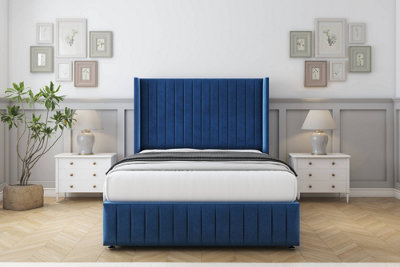 Comfort Chester Navy Plush Divan Bed Set No Drawers54" Wingback & 12" Footboard 2'6 Small Single from B&Q