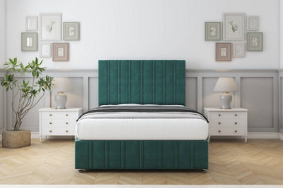Comfort Lorenzo Emerald Plush Divan Bed Set No Drawers26" Strutted & 12" Footboard 6' Super King from B&Q