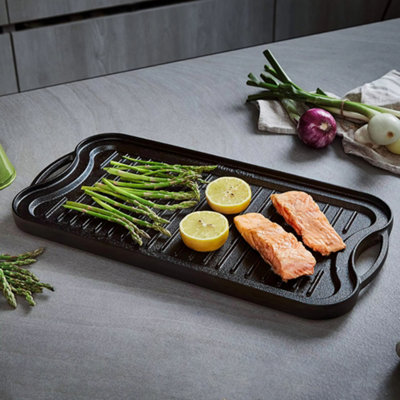 Living And Home Rectangular Cast Iron Griddle Pan Grill Pan Steak Pan 53Cm X 26.5Cm from B&Q