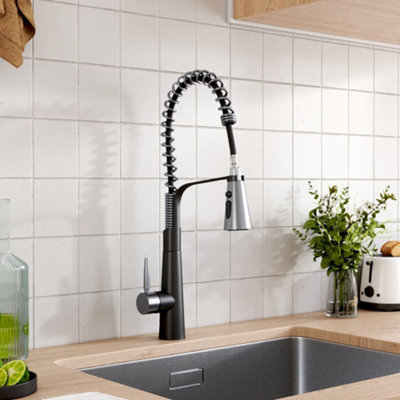 Thehotsale Kitchen Faucet With Pull Down Sprayer And 3 Spray Modes In Black And Chrome