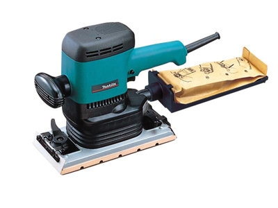 Makita 9046 240V Orbital Sander Half Sheet from B&Q