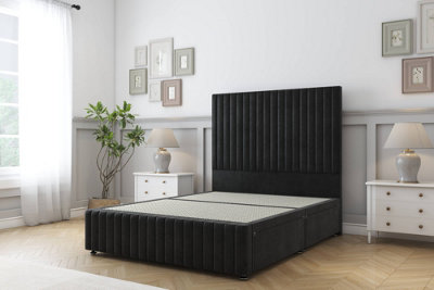 Sloomy Madison Black Plush Divan Bed 4 Drawers-54" Floor Standing Headboard 12" Footboard 5' King from B&Q