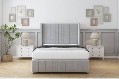 Sloomy Hargrave Silver Plush Divan Bed Set No Drawers With 54" Wingback & 12" Footboard 5' King from B&Q