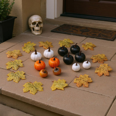Darphe Halloween 24-Piece Simulated Mixed-Color Maple Leaf Pumpkin Decoration Set from B&Q