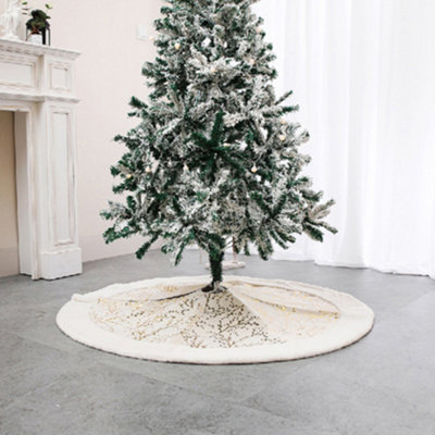 Darphe 78Cm Diameter Plush Christmas Tree Skirt With Gilded Branch Pattern from B&Q