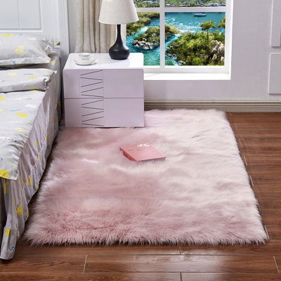 Darphe Pink Rectangular Super Soft Shaggy Area Rug 90Cm L X 60Cm W from B&Q
