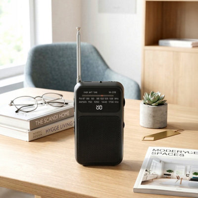 Living And Home Simple Style Portable Am Fm Pointer Radio With Speaker Headphone Jack And Back Clip from B&Q