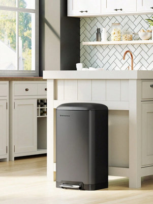 Songmics Kitchen Bin8 Gallon (30L) Rubbish BinSteel Pedal Bin With Lid And Inner BucketSoft CloseBlack from B&Q