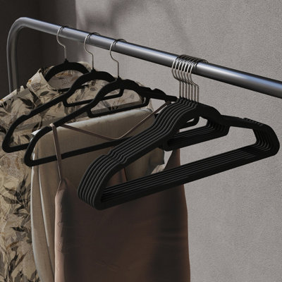 LEDREM Velvet Hangers50 PackNon-Slip Clothes Hangers0.6 Cm ThicknessSpace Saving,swivel Hooks43.5 Cm LongFor Coat from B&Q
