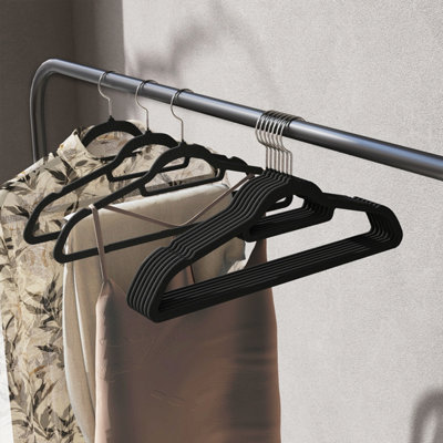Songmics Clothes Hangers Set Of 20Space-Saving Velvet Coat Hangers With Swivel HookNon-SlipBlack from B&Q
