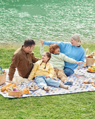 Songmics Picnic Blanket,large Waterproof Picnic Mat For CampingParkGardenBeachMachine WashableFoldable from B&Q