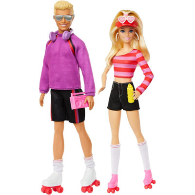 Barbie Brb And Ken Roller Skates Set Hxk90 Wb4 - Image 3