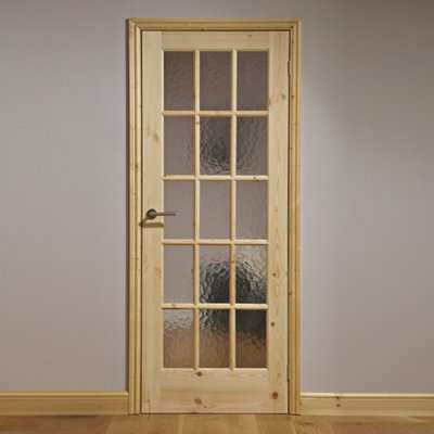 Fortia Clear Glazed Traditional Pine Veneer Internal Knotty Pine Door(H)2032mm (W)813mm (T)35mm from B&Q