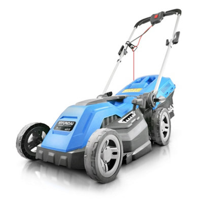 Hyundai 38Cm Corded Electric 1600W/230V Roller Mulching Lawnmower Hym3800E from B&Q