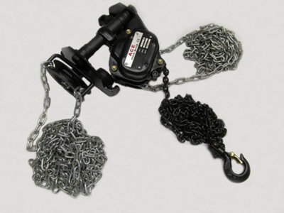 SecureFix Direct Chain Block And Geared Trolley Combination 0.5T 3M (Beam Girder Lift Tackle Manual) from B&Q