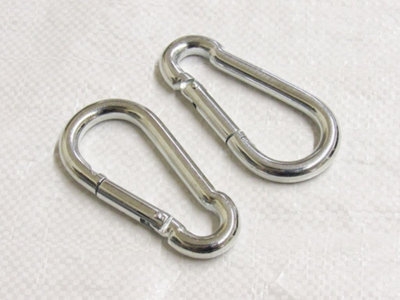 SecureFix Direct Zinc Plated Carbine Snap Hook 8mm X2 (Marine Gate Rope Karabina) from B&Q
