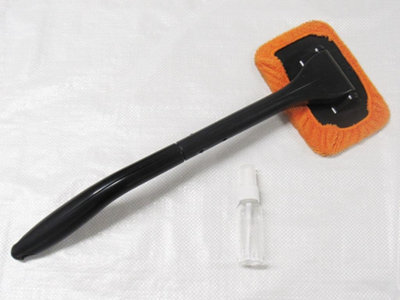 B&Q -  Long Reach Window Cleaning Pad With Spray Bottle (Microfibre Windscreen Interior Wipe)