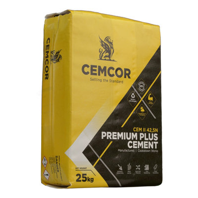 B&Q Cemcor High Strength Premium Cement 42.5N Bag 25Kg