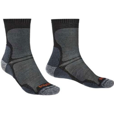 Bridgedale Socks Bridgedale Men's Ultra Light T2 Merino Performance Hiking Crew SocksUk: 12-14Black/heather Grey from B&Q