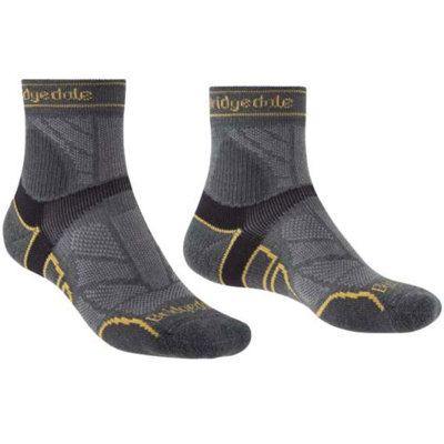Bridgedale Socks Bridgedale Men's Lightweight T2 Merino Run Mini-Crew SocksUk: 6-8.5Gunmetal Grey from B&Q