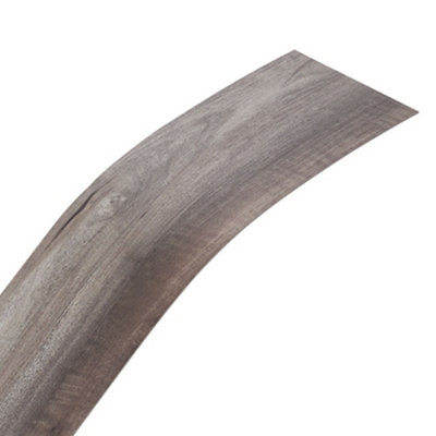 Darphe Peel And Stick Vinyl Floor Tiles Wood Grain Texture 36 Pieces Per Pack from B&Q