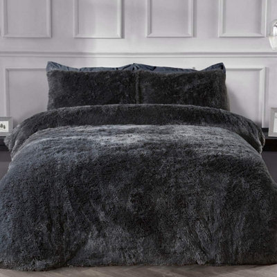 Smart Living Luxury Long Pile Faux Fur Duvet Cover With Pillowcases from B&Q