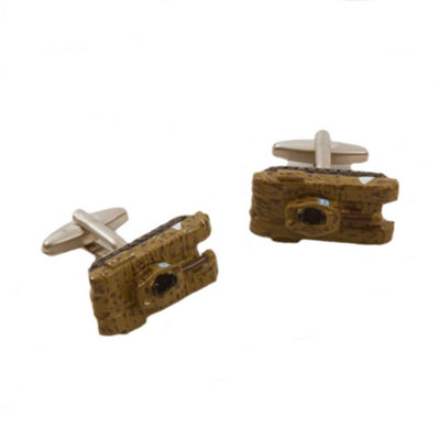 Novelty Army Tank Cufflinks From Mag Mouch from B&Q