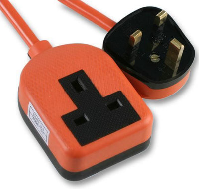 Pro ElecRubberised Plastic 1-Gang ExtensionOrange10M Lead from B&Q
