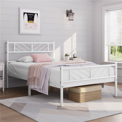 Yaheetech White 3Ft Single Metal Bed Frame With Arrow Design Headboard And Footboard from B&Q